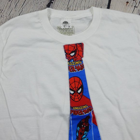Super Cool T-shirt with custom Spider-man Tie - Picture 2 of 5